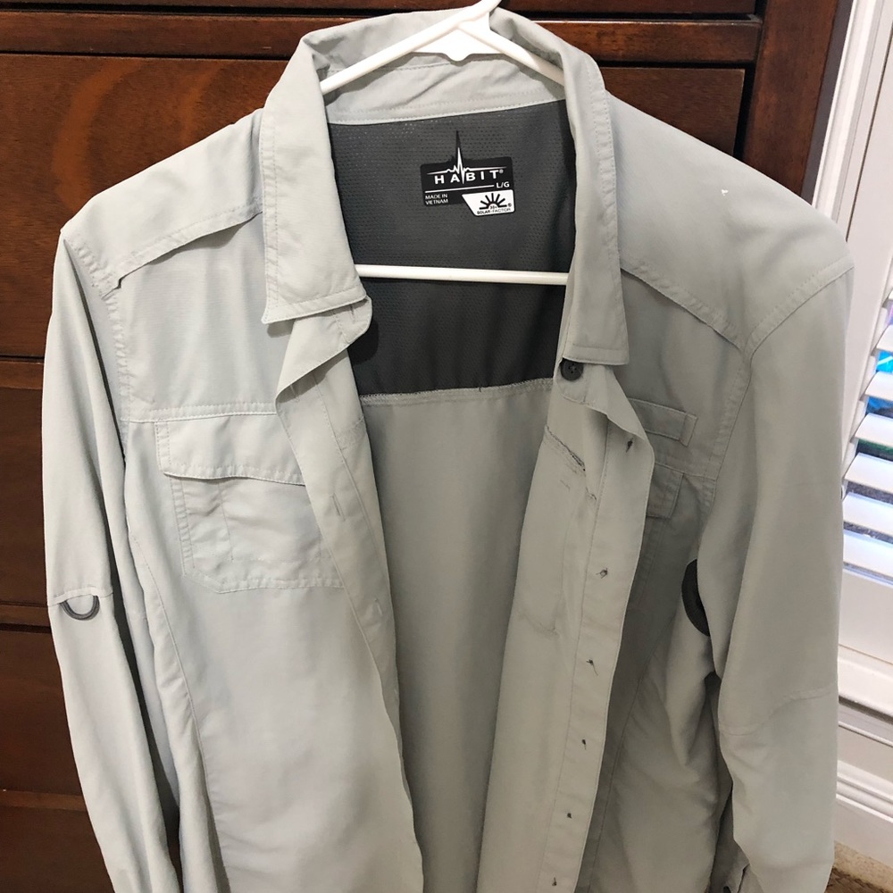 habit fishing button up